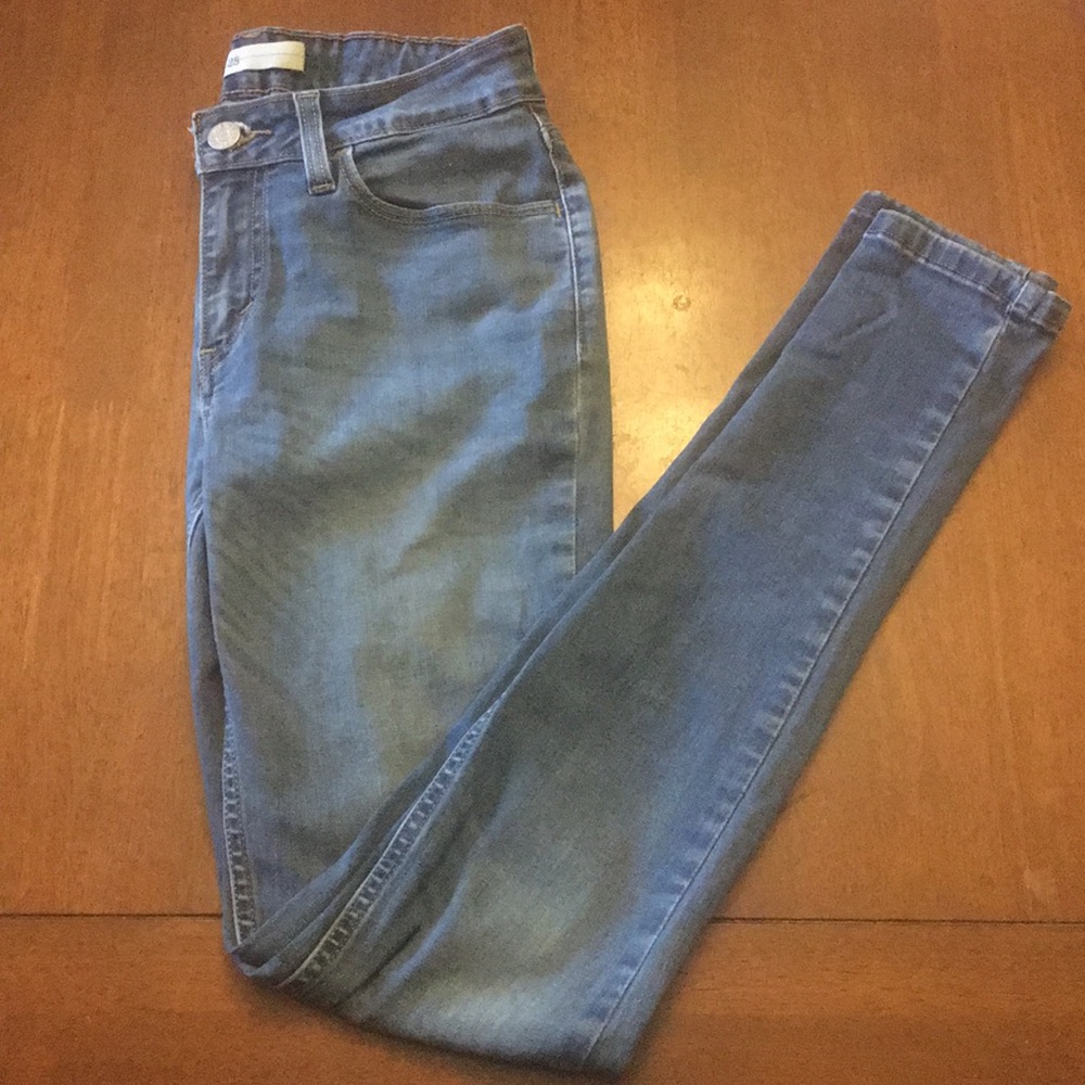 Levi’s skinny jeans